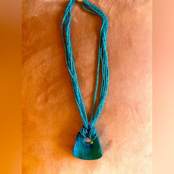 Turquoise stone and beaded necklace. Handmade. - Picture 3 of 4